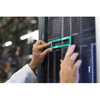 Трансивер HP Enterprise Aruba 10G SFP+ LC SR 300m MMF XCVR (J9150D) - Metoo (1)