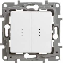 Выключатель/<wbr>переключатель двухклавишный с подсветкой Legrand Etika 10 A 250 В белый